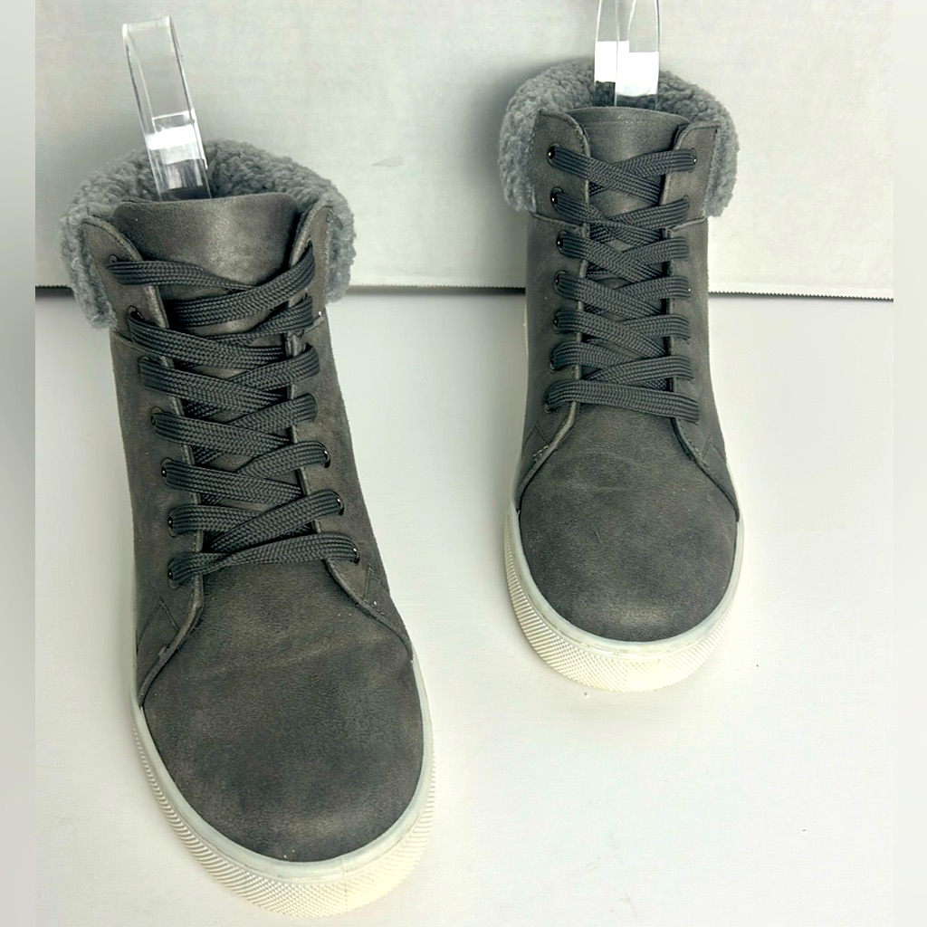 Sonoma Kids Grey Faux Fur Lace Up Boot Size 7